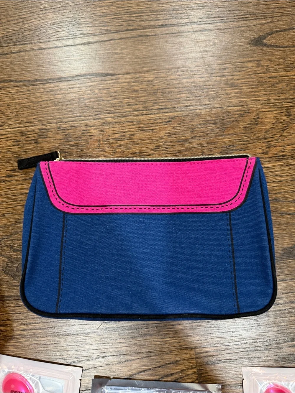 Estee Lauder Pink, Navy & Purple Cosmetic Pouch with Pink Lip/Eye Masks